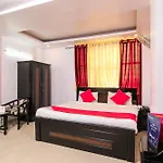 Collection O 4731 Hotel Surya Continental
